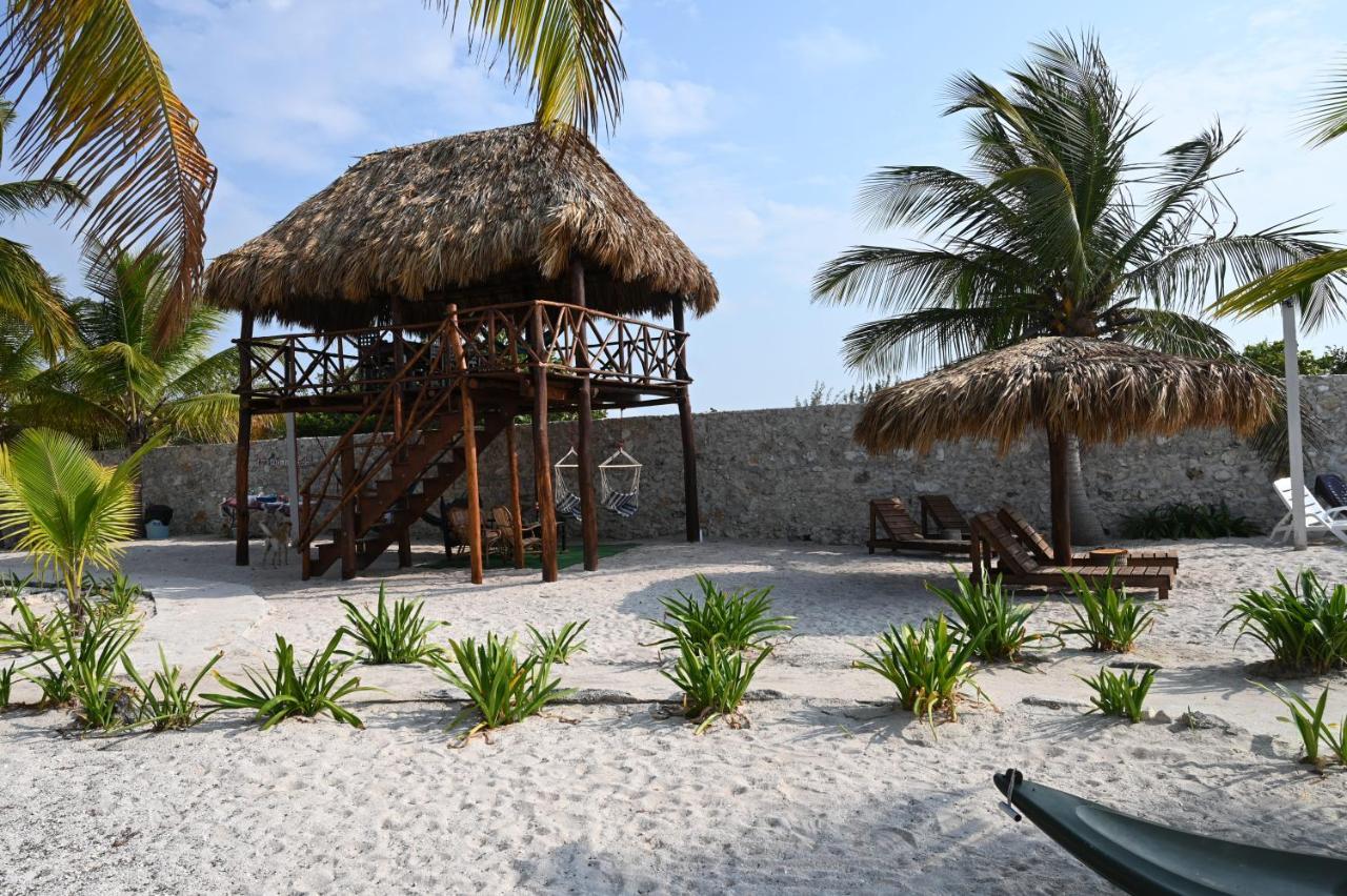 La Casa Del Mexicano Селестун Екстериор снимка
