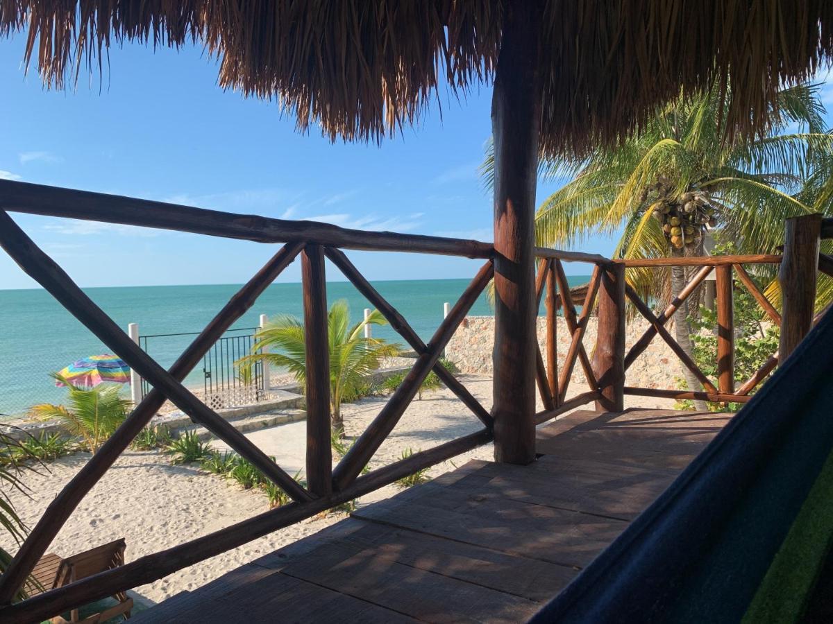 La Casa Del Mexicano Селестун Екстериор снимка