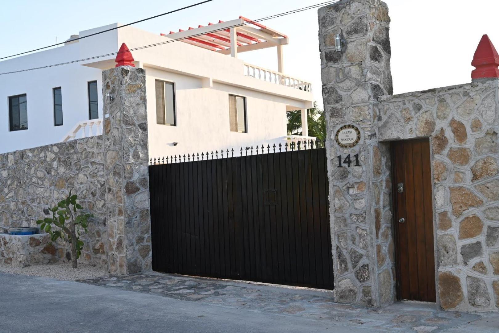 La Casa Del Mexicano Селестун Екстериор снимка